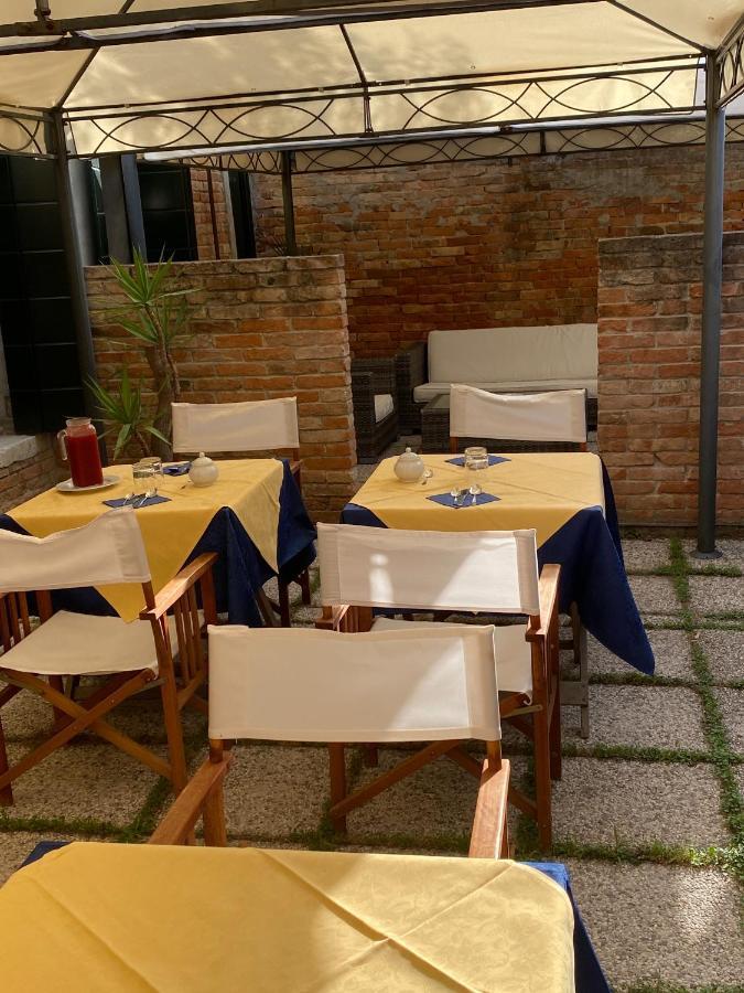 Alloggi Marinella Veneţia Exterior foto